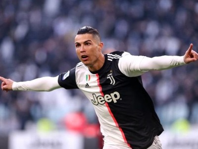Ronaldo continues scoring streak as Juve top Serie A